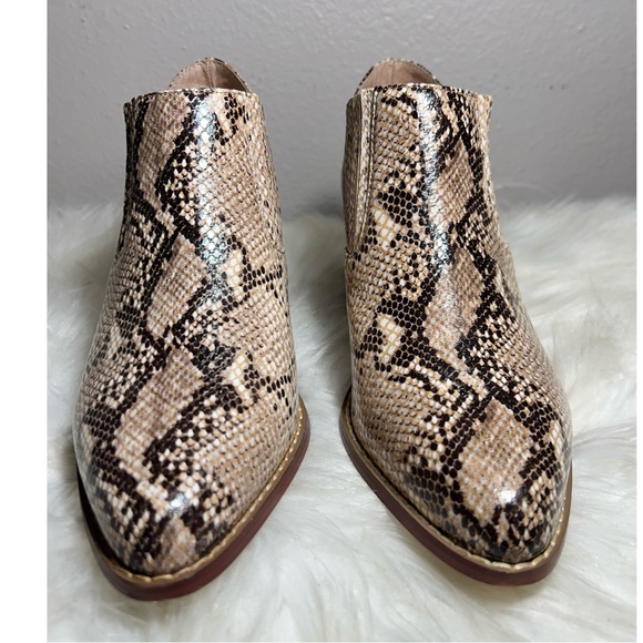 Anthropologie Marion Python Ankle Bootie Size 8 - Picture 6 of 9
